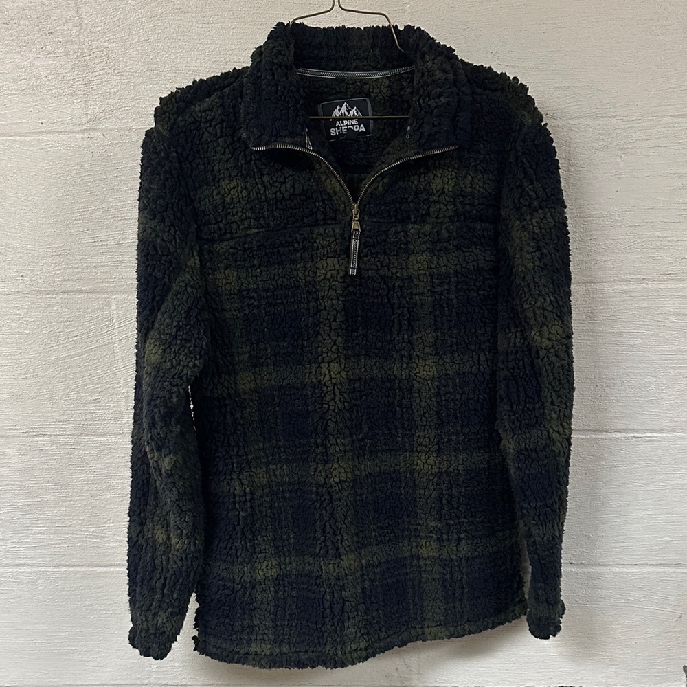 Alpine Sherpa Men's Zip-Up Sweater - Black and Green